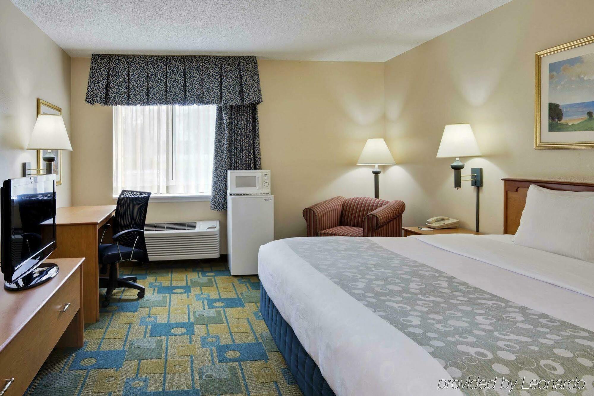 La Quinta By Wyndham Tampa Fairgrounds - Casino Hotel Mango Exterior photo
