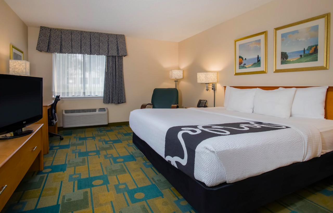 La Quinta By Wyndham Tampa Fairgrounds - Casino Hotel Mango Exterior photo