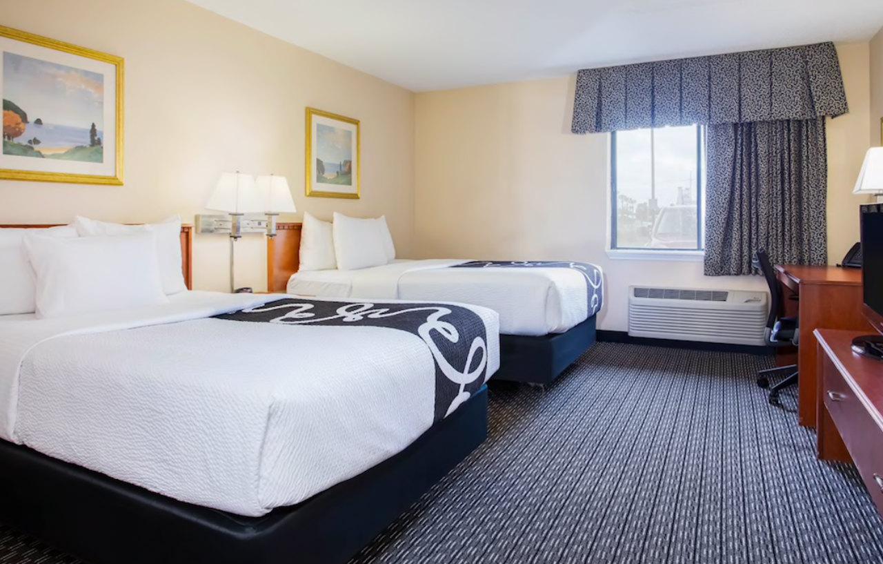La Quinta By Wyndham Tampa Fairgrounds - Casino Hotel Mango Exterior photo